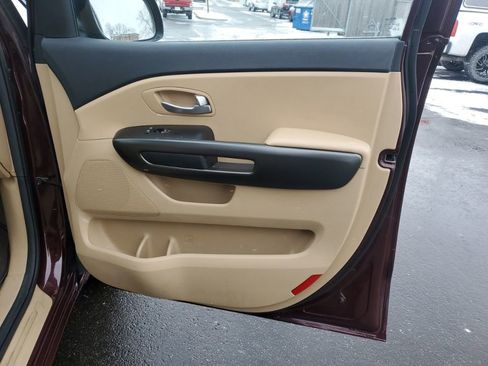 Used 2016 Kia Sedona LX w/ LX Convenience Package image 30