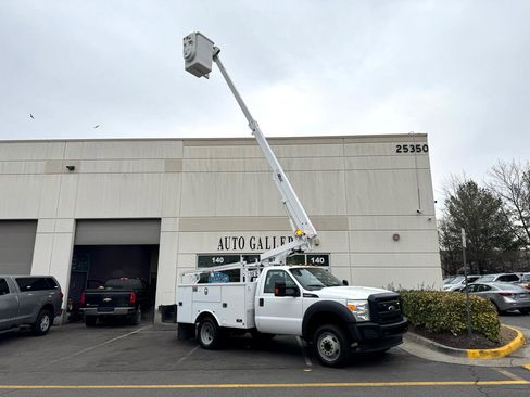Used 2015 Ford F450 XL w/ Power Equipment Group image 41