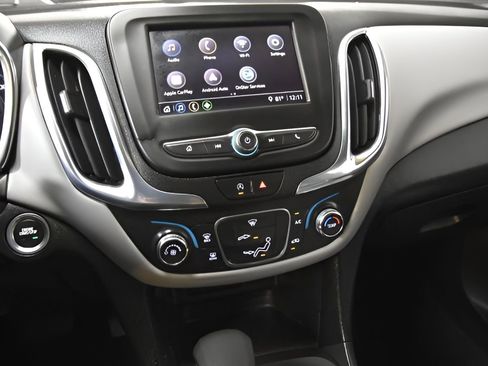 Used 2023 Chevrolet Equinox LS image 24