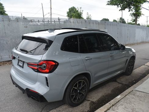 Used 2023 BMW X3 xDrive30i w/ M Sport Package AWD/4WD image 5