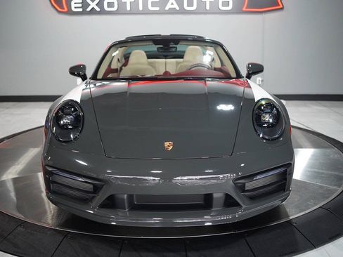 Used 2021 Porsche 911 Targa 4S Heritage Design AWD/4WD image 47