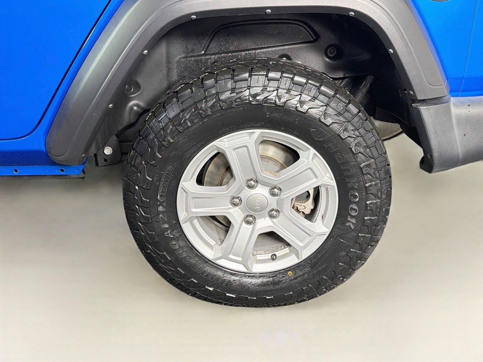 Used 2023 Jeep Wrangler Unlimited Sport AWD/4WD image 35