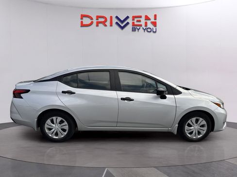 Used 2024 Nissan Versa S w/ Trunk Package FWD image 6