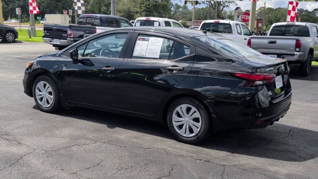 Used 2020 Nissan Versa S FWD image 6