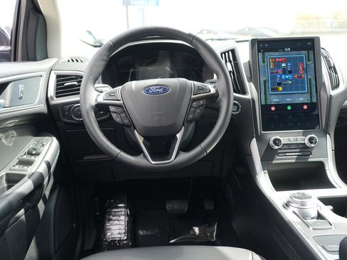 Used 2024 Ford Edge SEL w/ Convenience Package AWD/4WD image 22