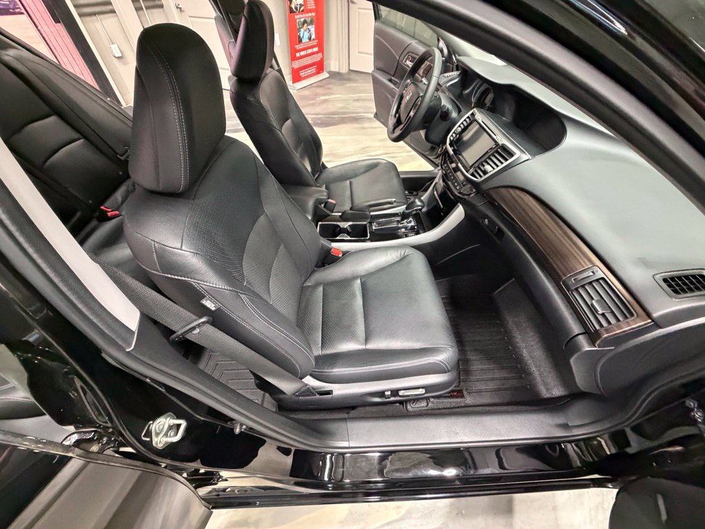 Used 2016 Honda Accord EX-L image 43