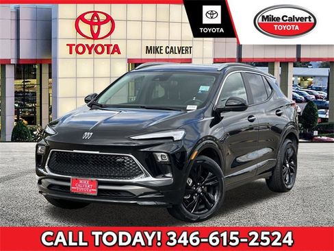 Used 2024 Buick Encore GX Sport Touring w/ Comfort Package image 1