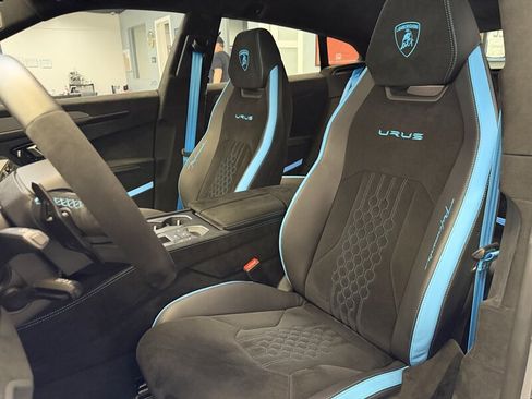 Used 2024 Lamborghini Urus Performante image 13