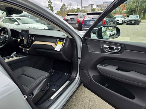 New 2026 Volvo XC60 T8 Plus w/ Protection Package Premier image 10