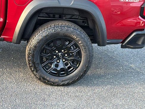 New 2026 Chevrolet Colorado Trail Boss AWD/4WD image 9