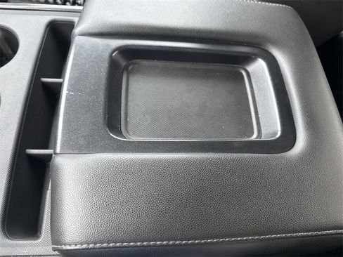 Used 2015 GMC Sierra 1500 SLE w/ SLE Value Package image 33