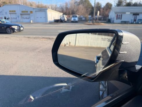 Used 2015 Hyundai Genesis 3.8 w/ Option Group 04 image 22