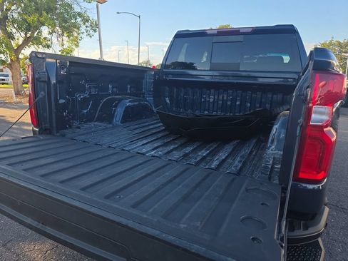 Used 2020 Chevrolet Silverado 1500 LT Trail Boss AWD/4WD image 17