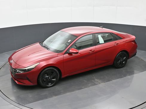 Used 2021 Hyundai Elantra SEL w/ Convenience Package image 31