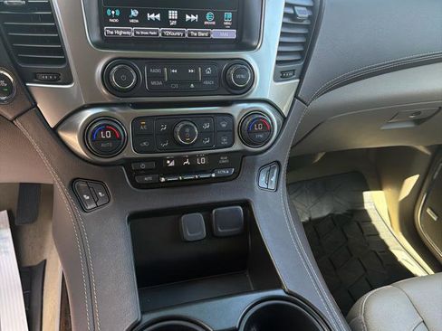 Used 2018 Chevrolet Tahoe LT AWD/4WD image 11