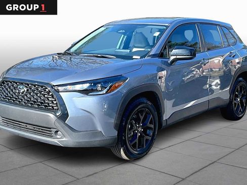 Certified 2024 Toyota Corolla Cross L image 1