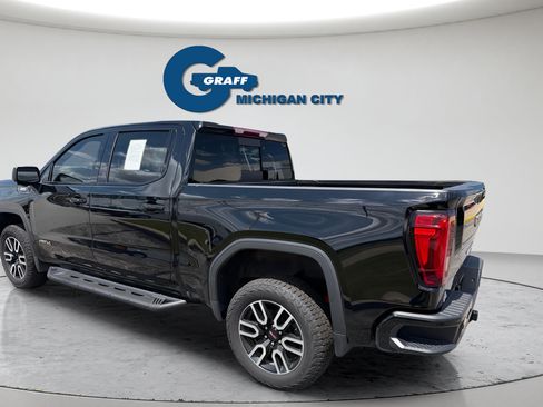 Used 2023 GMC Sierra 1500 AT4 w/ AT4 Preferred Package AWD/4WD image 3