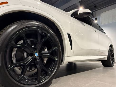Certified 2023 BMW X5 xDrive40i w/ M Sport Package AWD/4WD image 9