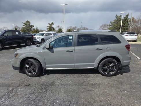 Used 2020 Dodge Journey Crossroad w/ Popular Equipment Group image 23