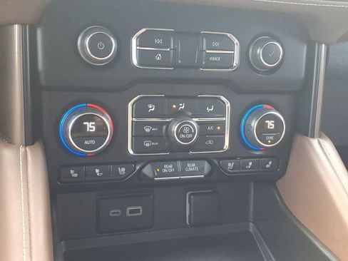 Certified 2024 Chevrolet Tahoe High Country AWD/4WD image 23