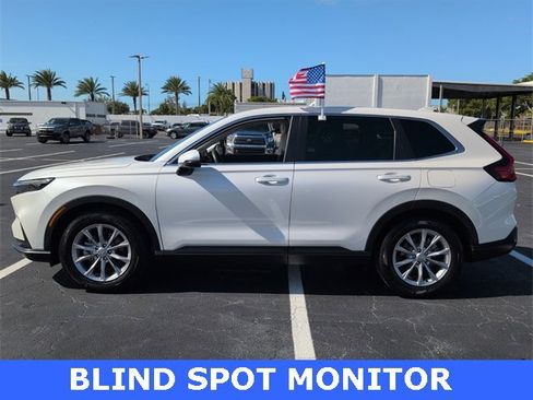 Used 2025 Honda CR-V EX image 3