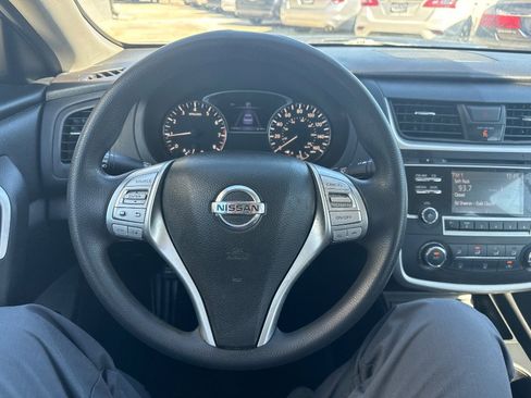 Used 2016 Nissan Altima 2.5 S w/ Power Driver Seat Package image 13