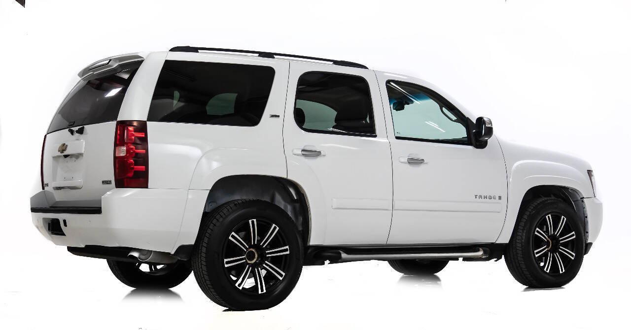 Used 2008 Chevrolet Tahoe LT RWD image 3