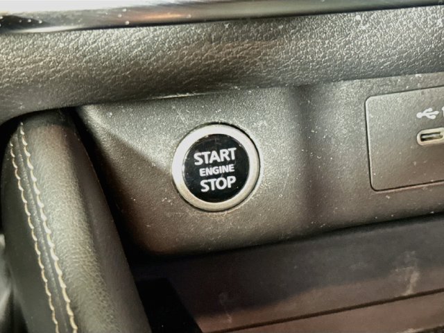 Used 2021 Nissan Rogue SL FWD image 18