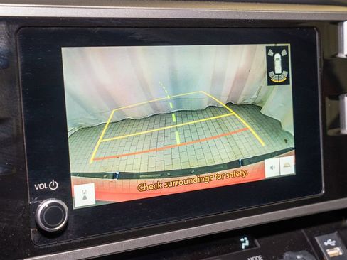 Used 2025 Toyota Tundra SR5 image 12