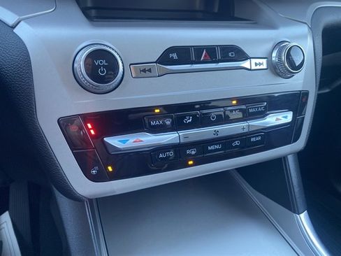 Used 2023 Ford Explorer XLT w/ Equipment Group 202A image 22