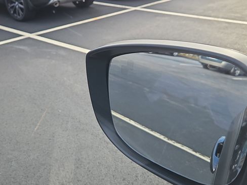 Certified 2025 MAZDA CX-5 Signature image 12