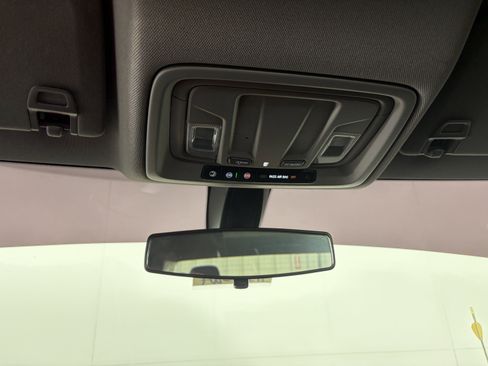 Used 2019 Chevrolet Silverado 1500 Custom w/ Custom Value Package image 31