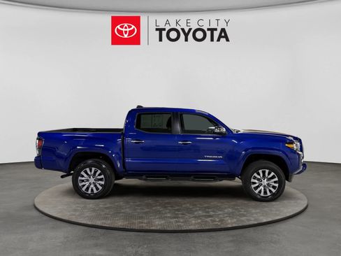 Used 2023 Toyota Tacoma Limited AWD/4WD image 11