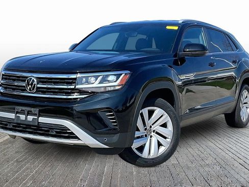 Used 2022 Volkswagen Atlas Cross Sport SE image 3