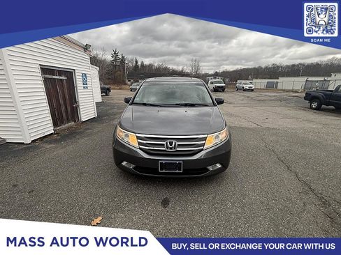 Used 2011 Honda Odyssey Touring Elite image 18
