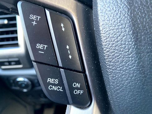 Used 2022 Ford F350 Platinum image 42