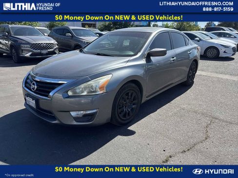 Used 2015 Nissan Altima 2.5 S w/ Power Driver Seat Package FWD image 1
