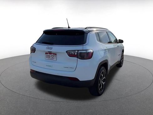 Used 2025 Jeep Compass Limited AWD/4WD image 15