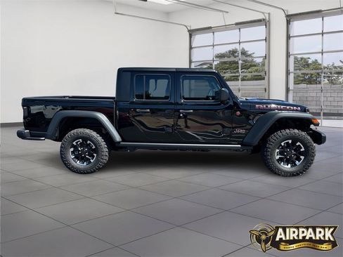 New 2025 Jeep Gladiator Rubicon w/ Safety Group image 3
