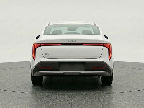 Used 2025 Kia K4 FWD image 7
