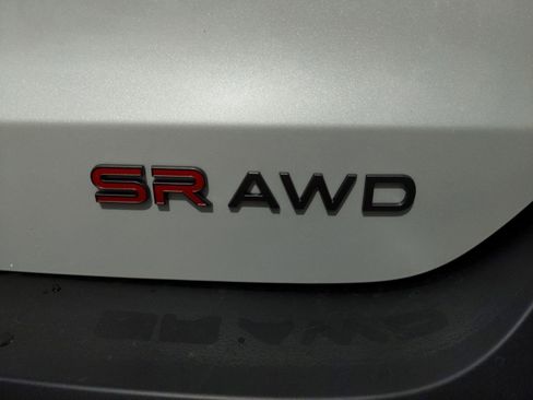 New 2026 Nissan Kicks SR image 10