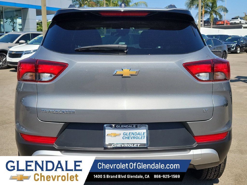 Used 2025 Chevrolet TrailBlazer LT FWD image 12