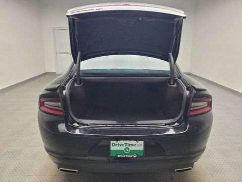 Used 2019 Dodge Charger SXT image 29