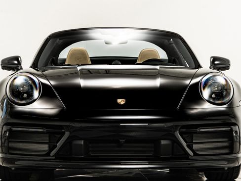 Used 2024 Porsche 911 Targa 4S image 4