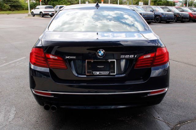 Used 2016 BMW 528i xDrive Sedan AWD/4WD image 6