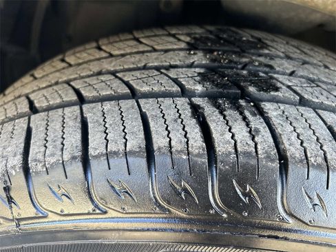 Used 2014 Subaru Outback 2.5i Premium image 10