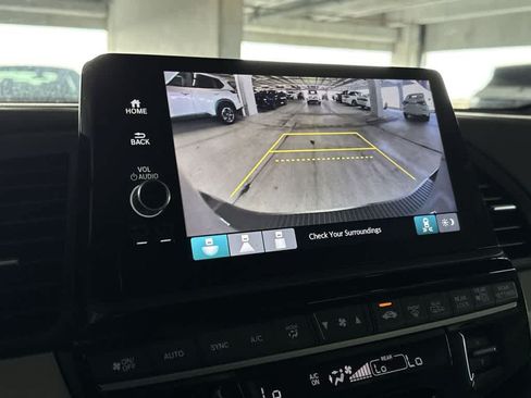 Used 2025 Honda Odyssey EX-L image 18