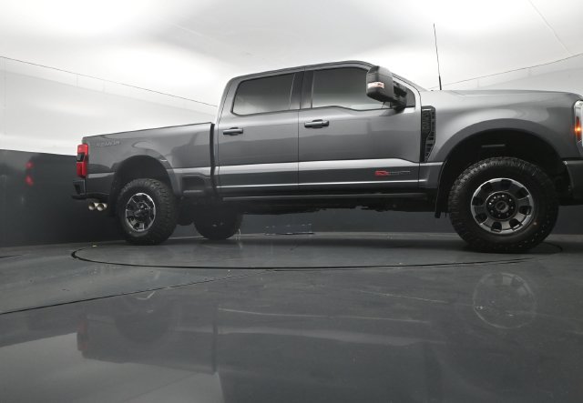 Used 2024 Ford F350 Lariat w/ Lariat Ultimate Package AWD/4WD image 37