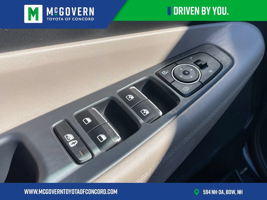 Used 2022 Hyundai Santa Fe SEL FWD image 11