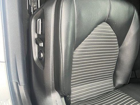 Used 2021 Toyota Camry SE image 35